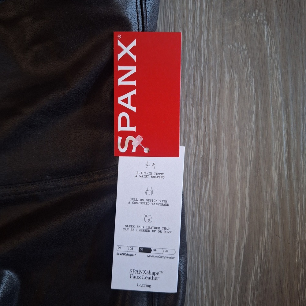 SPANX Faux Leather Leggings Black High Rise Shaping Pants NWT Size Large - Picture 3 of 8